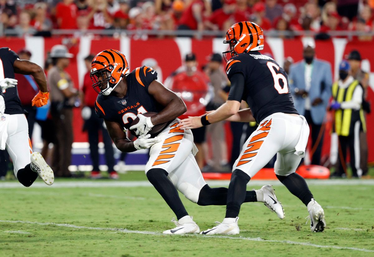 San Francisco releases former Seminole running back - Vimarsana News