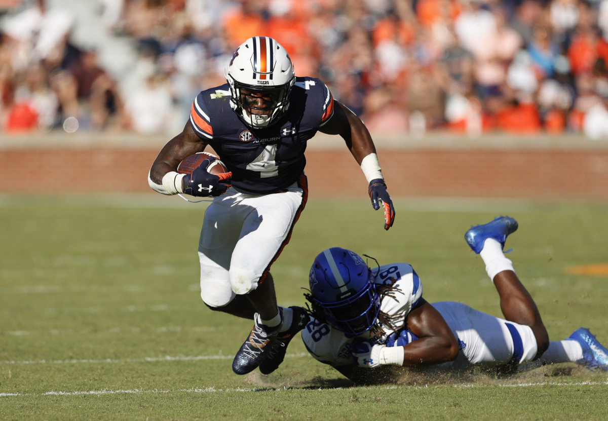 Auburn running back Tank Bigsby