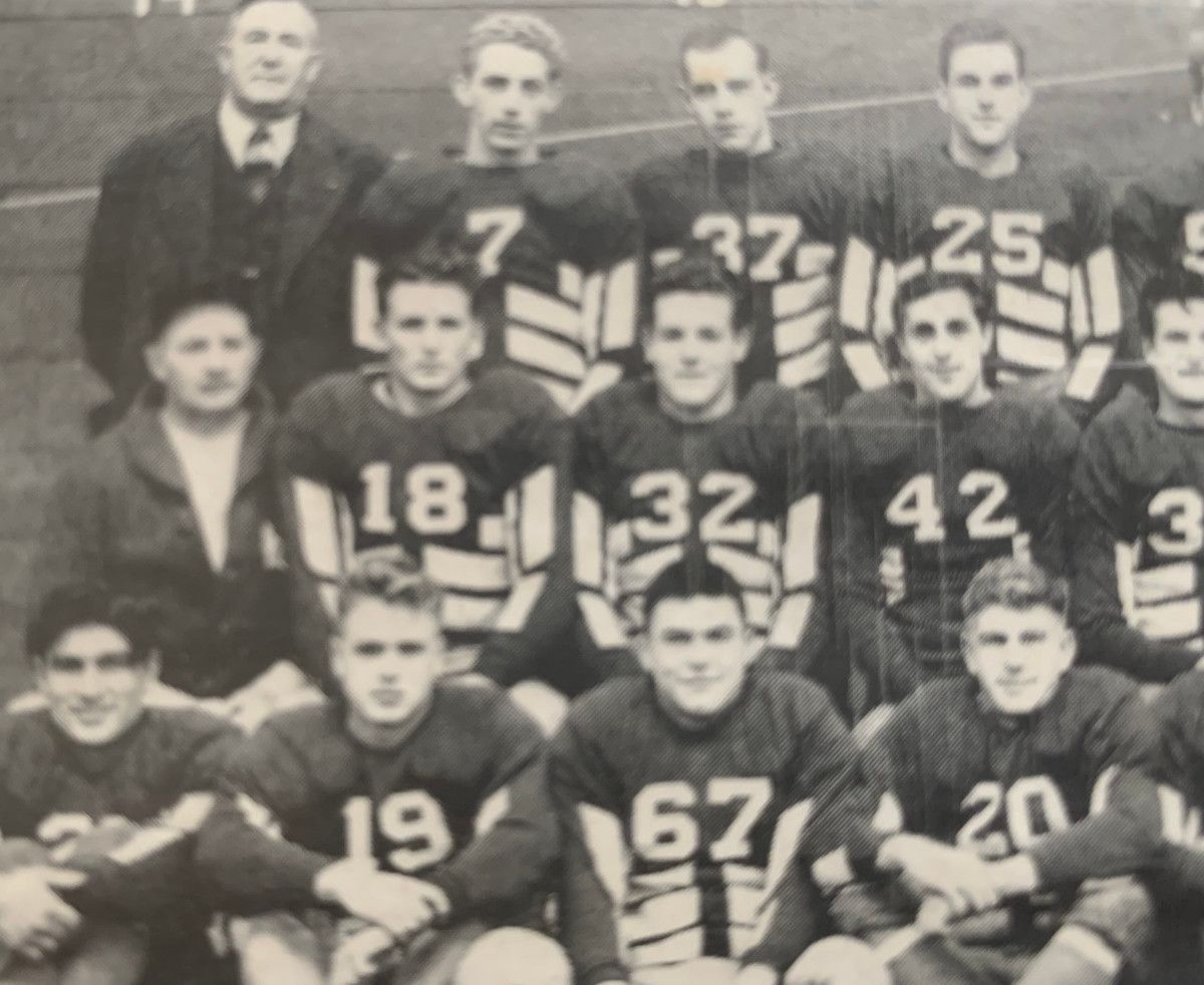 Jim Thompson (19) played running back at WSU.