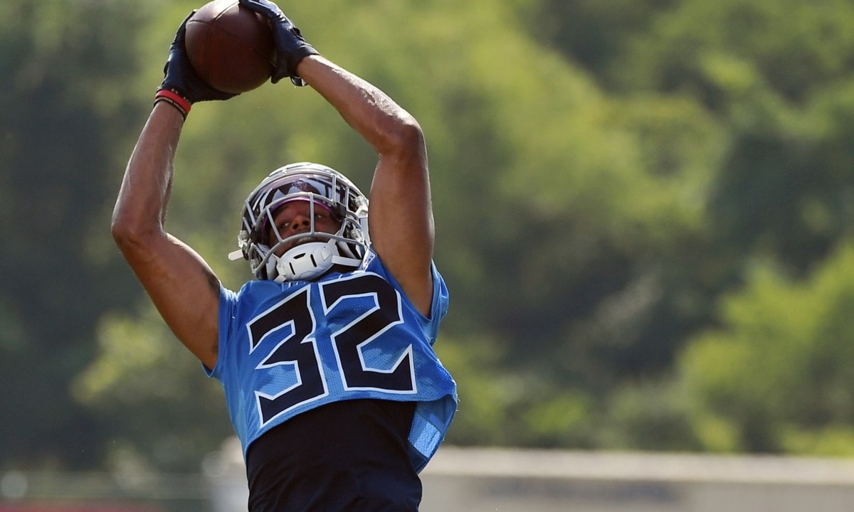 Tennessee Titans cornerback Greg Mabin (32) catches a pass during drills at training camp at Saint Thomas Sports Park.