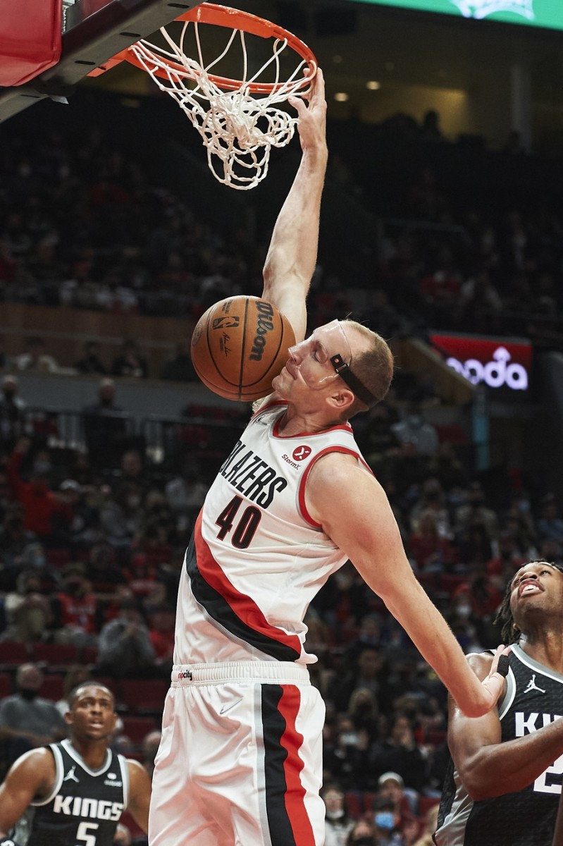 Portland Trail Blazers center Cody Zeller (40) dunks the basketball during the first half against the Sacramento Kings on Wednesday. (Troy Wayrynen/USA TODAY Sports)