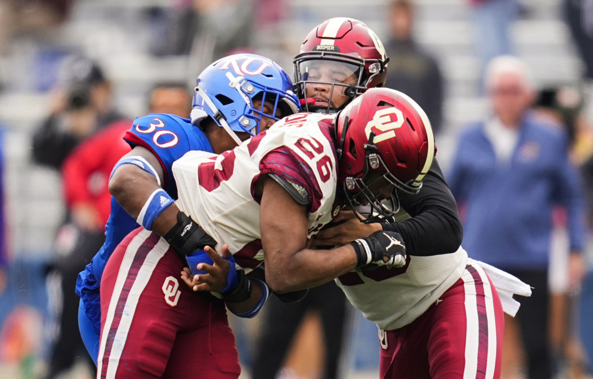 Big 12 Releases Statement on Kennedy Brooks/Caleb Williams Handoff