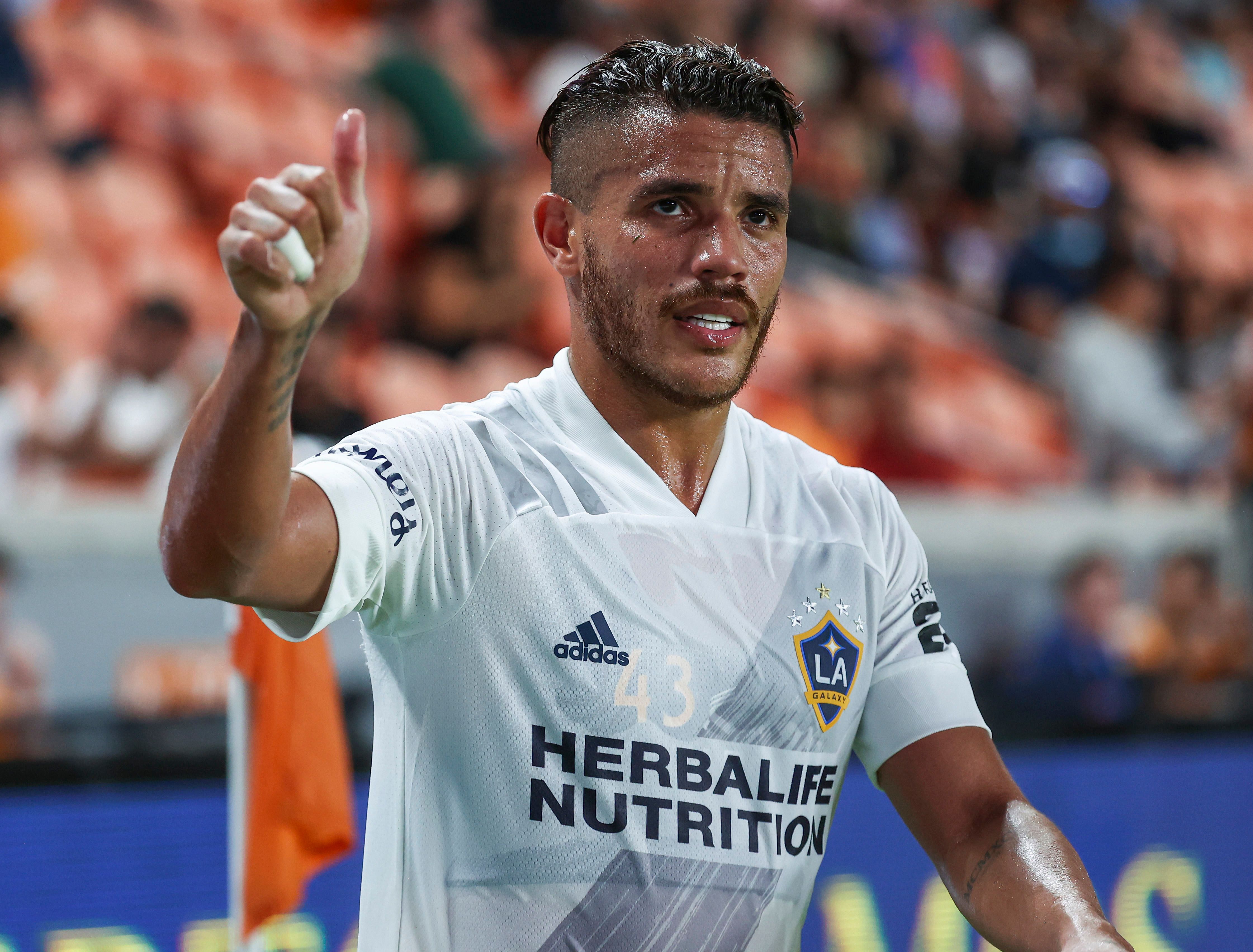 LA Galaxy at FC Dallas: Live Stream: Watch Online, TV Channel, Start Time - Sports Illustrated: What's On TV, Your Guide to Streaming. - Vimarsana News
