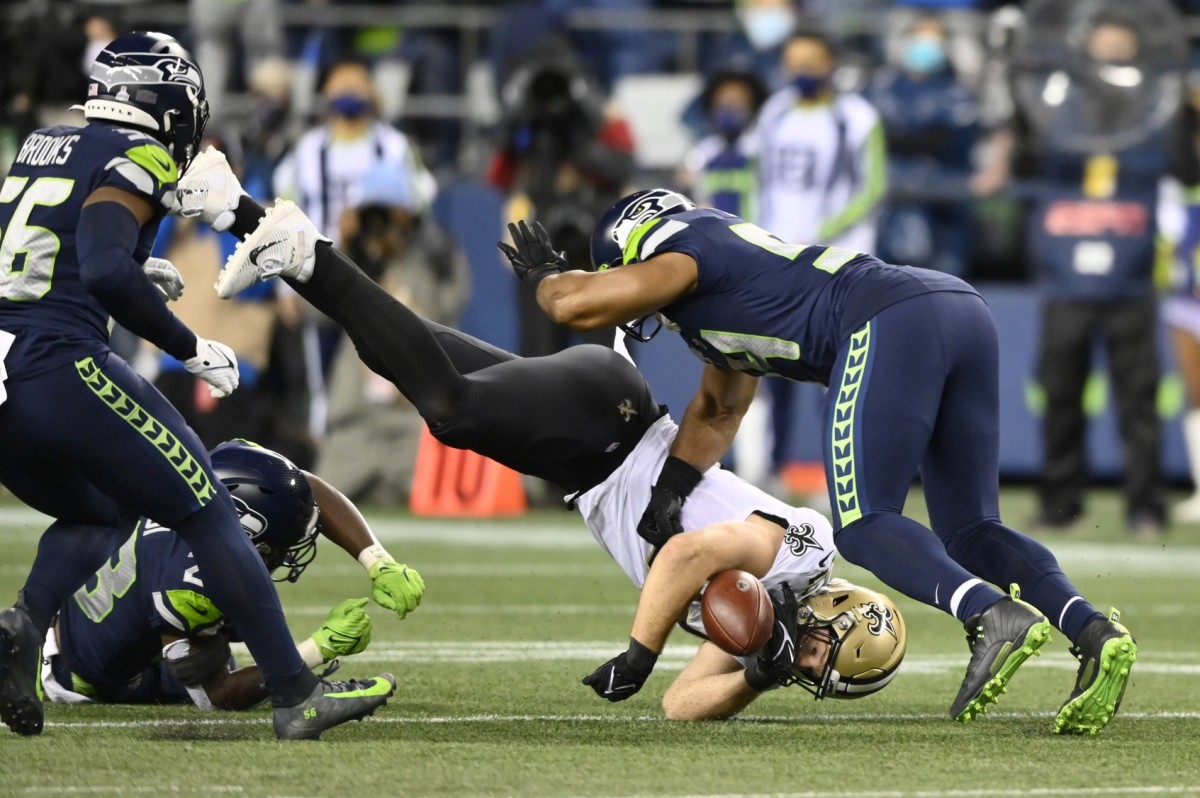 New Orleans Saints tight end Adam Trautman (82)