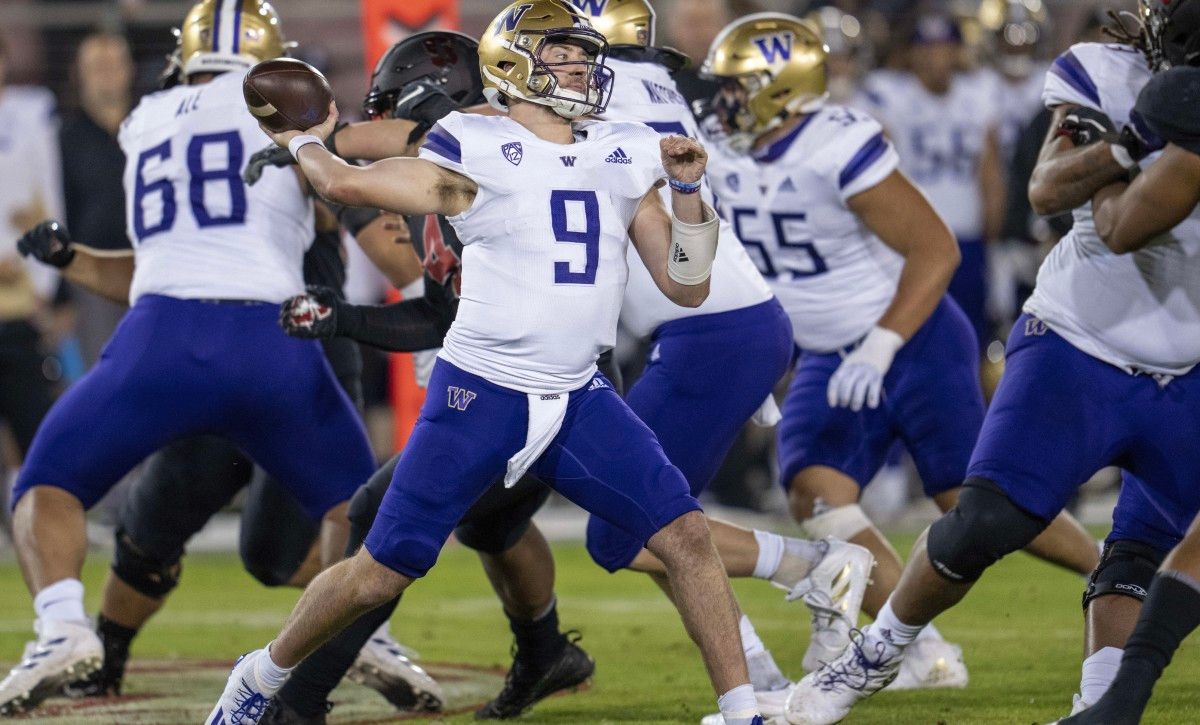 Dylan Morris takes advantage of the pocket protection.