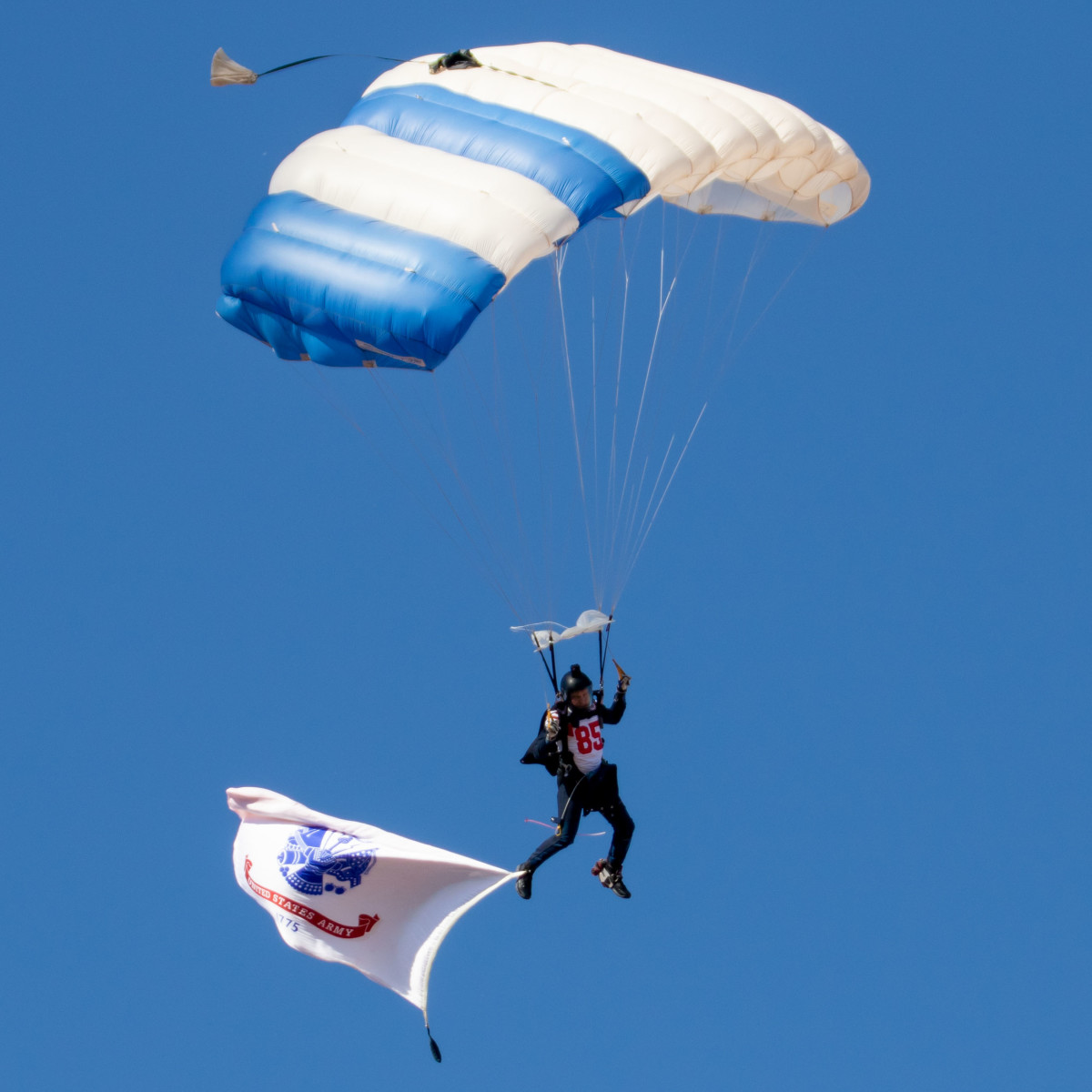 Parachuter Purdue 2021