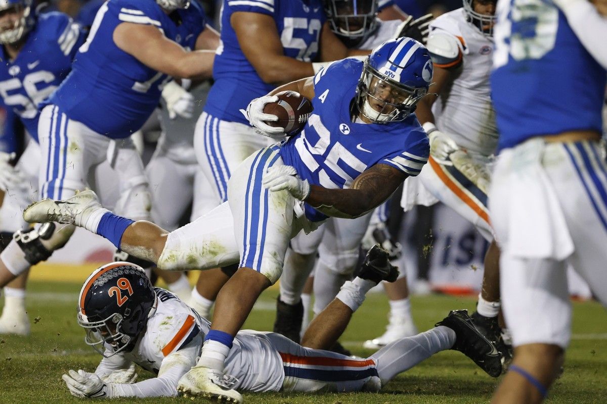 Tyler Allgeier vs Virginia