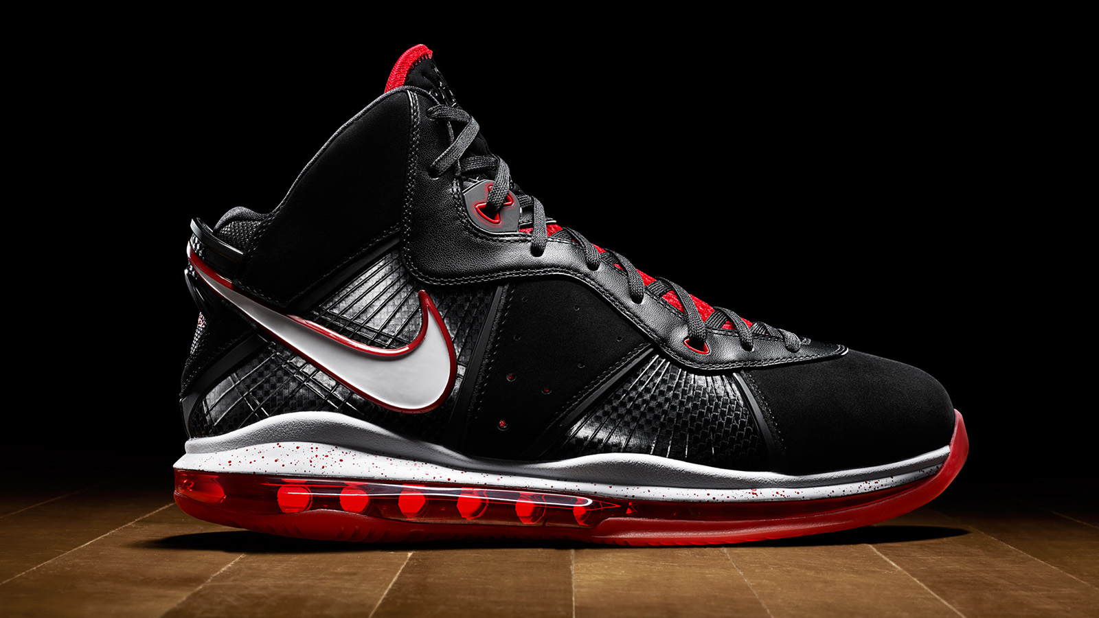 Nike LeBron 8