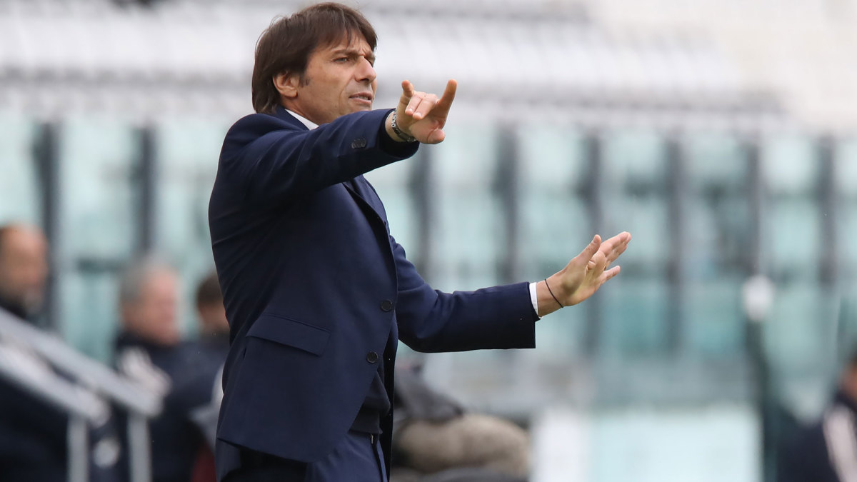 Tottenham hires Antonio Conte as its manager