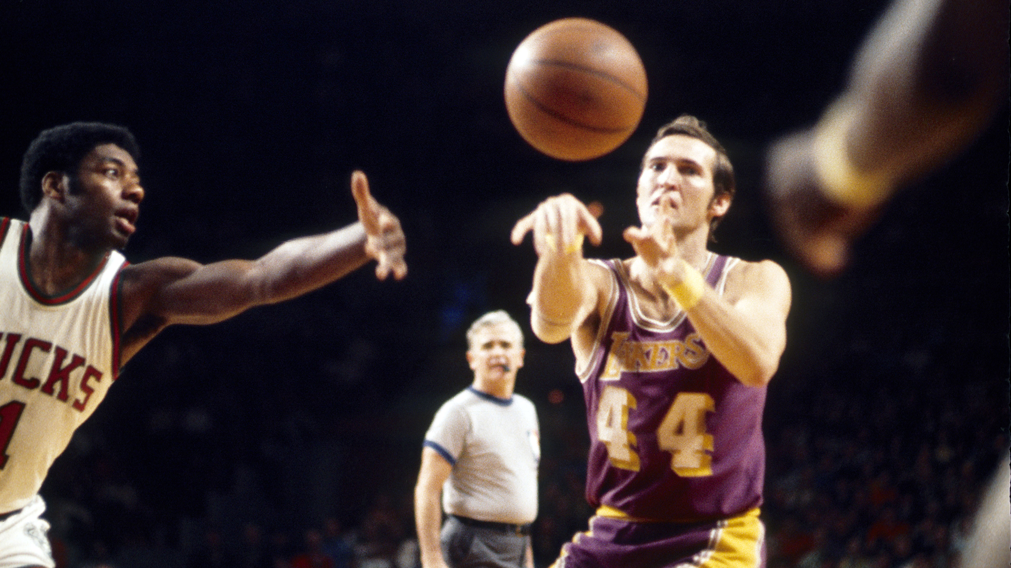 West led the league in assists in 1971–72, averaging 9.7 per game.