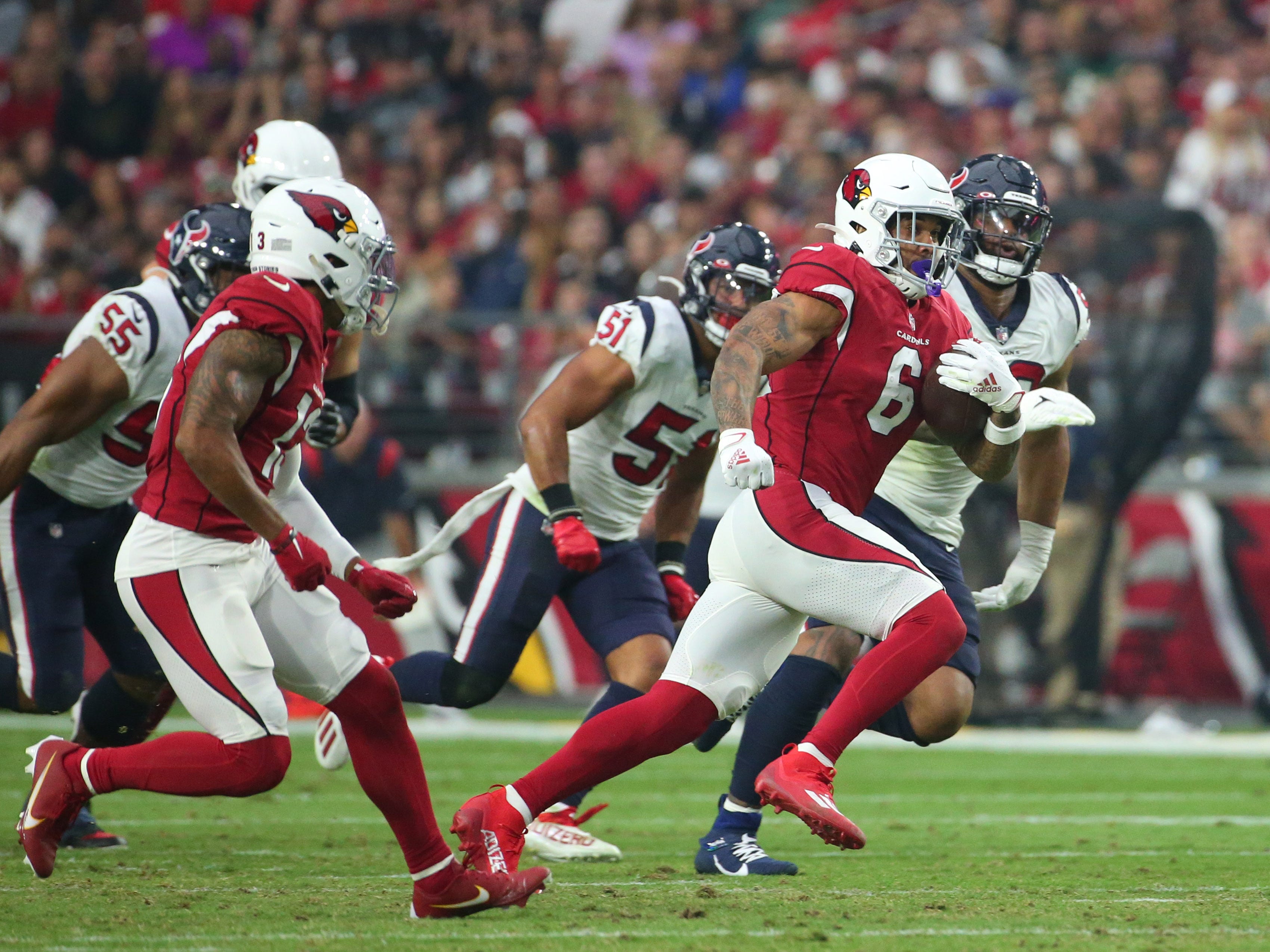 Arizona Cardinals running back James Conner (6) runs against the Houston Texans during the second quarter in Glendale, Ariz. Oct. 24, 2021. Cardinals Vs Texans
