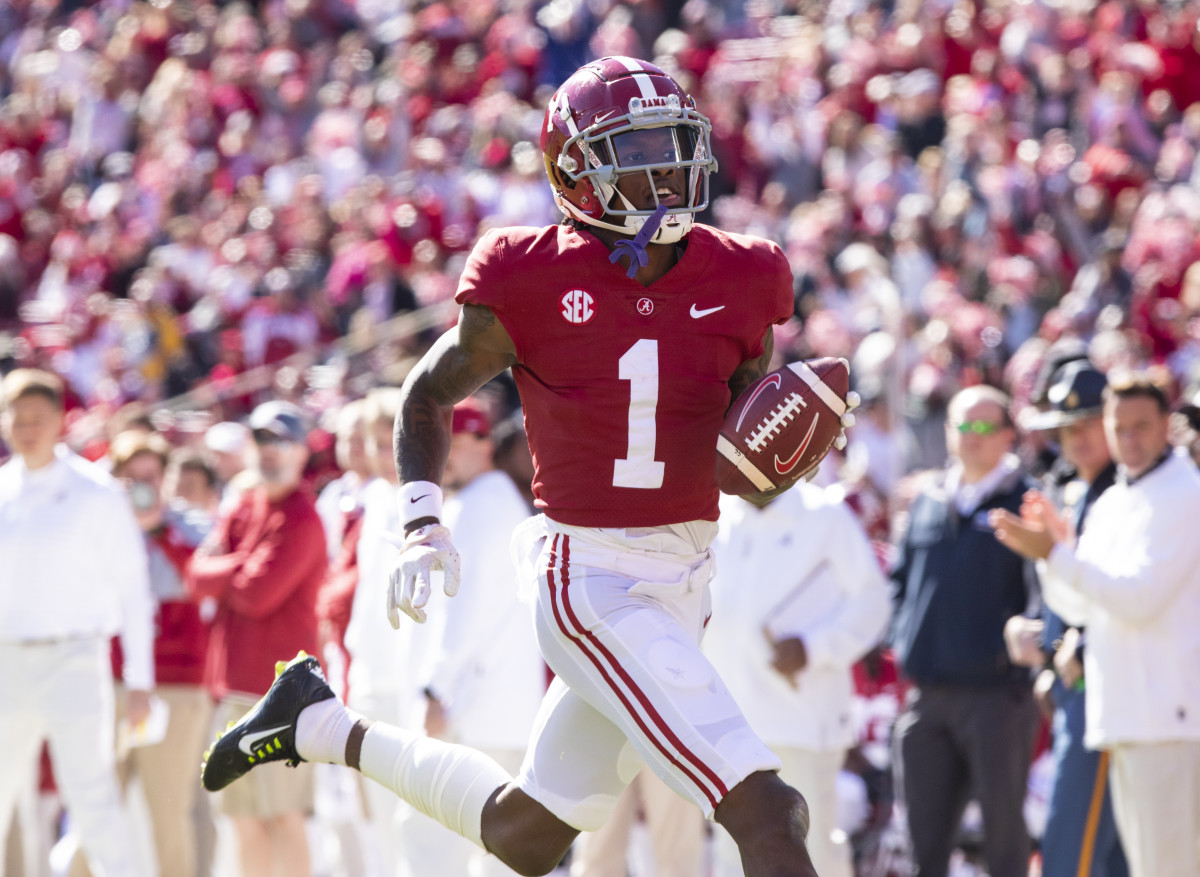Alabama WR Jameson Williams Declares for NFL Draft - Sports Illustrated ...