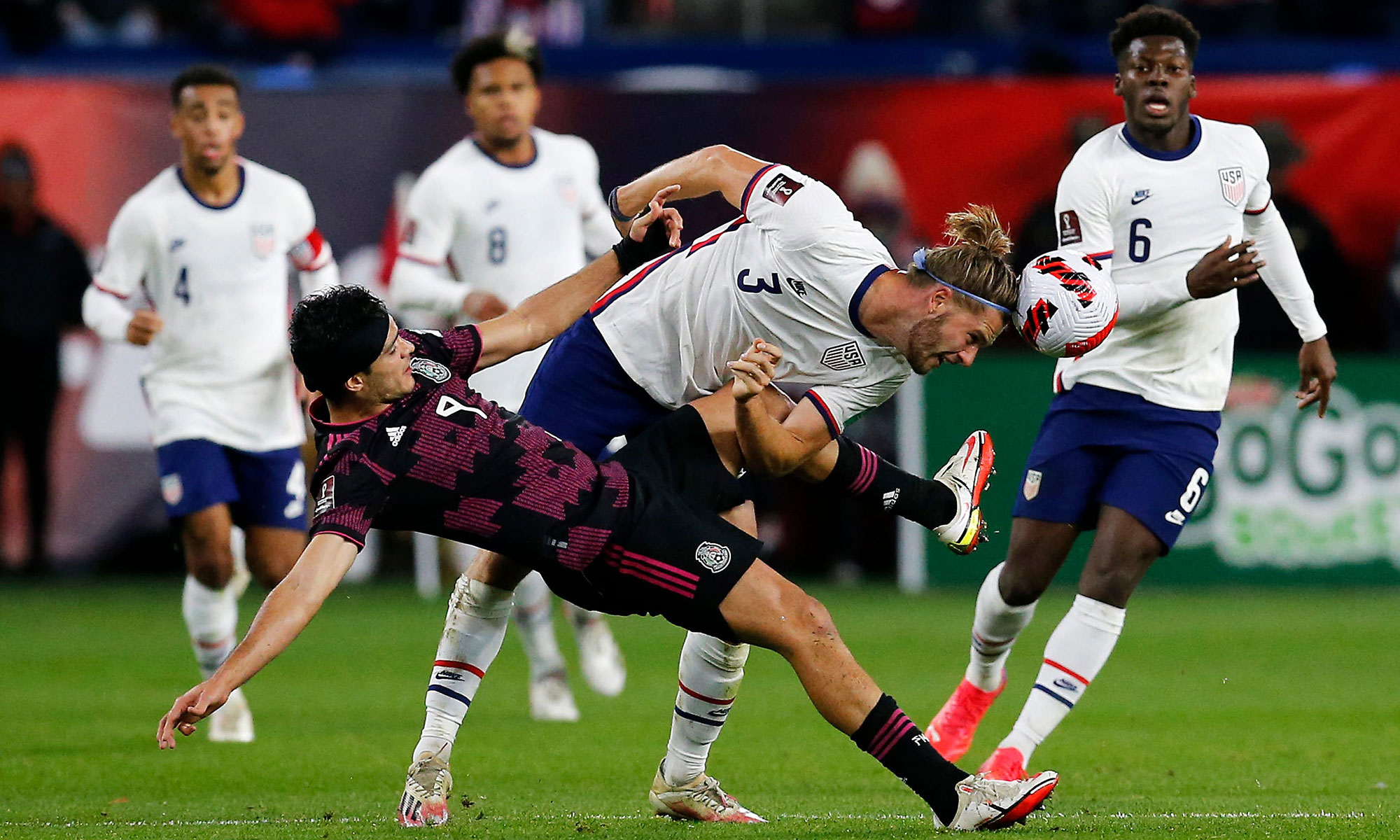 USMNT center back Walker Zimmerman vs. Mexico