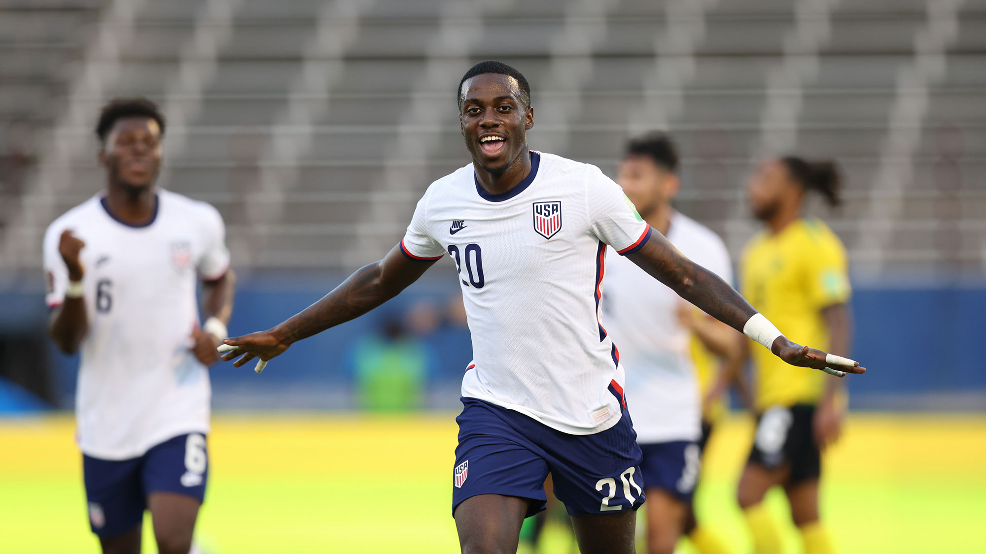 Tim Weah scores for the USMNT vs. Jamaica