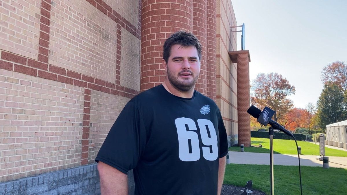 Landon Dickerson on Nov. 18, 2021