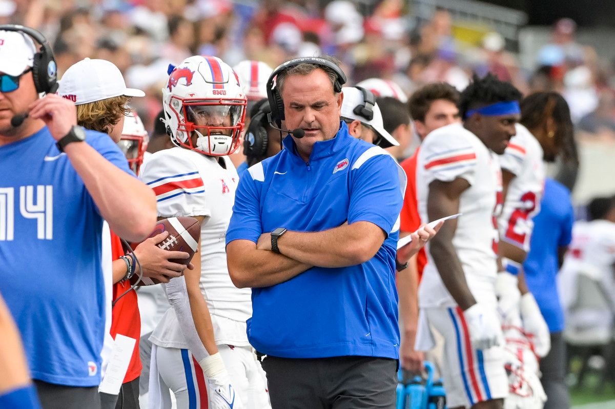 Big 12 News: TCU To Hire SMU's Dykes - Sports Illustrated Texas Longhorns News, Analysis and More - Vimarsana News
