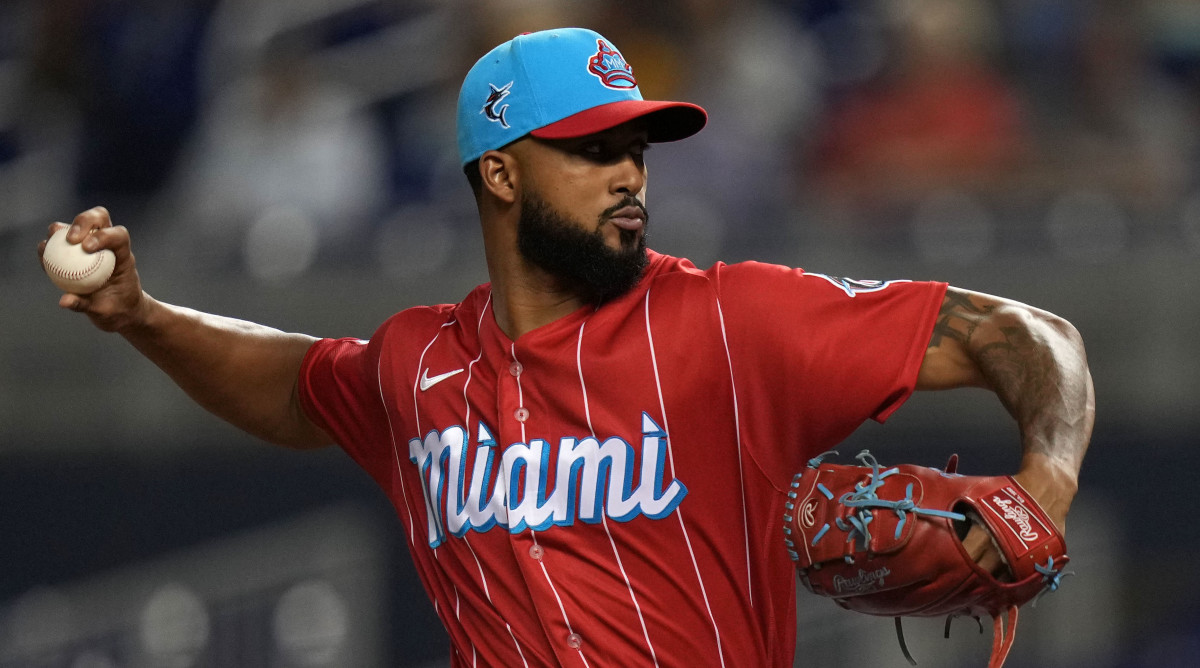 Miami Marlins starting pitcher Sandy Alcantara (22) delivers a pitch in the 2nd inning against the Philadelphia Phillies at loanDepot park.