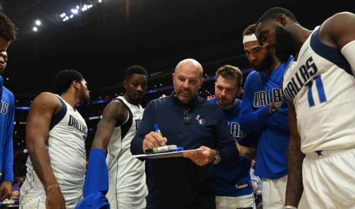 Mavs Plan on Luka Doncic (Neck) Playing vs. Clippers in Game 4 - Sports  Illustrated Dallas Mavericks News, Analysis and More