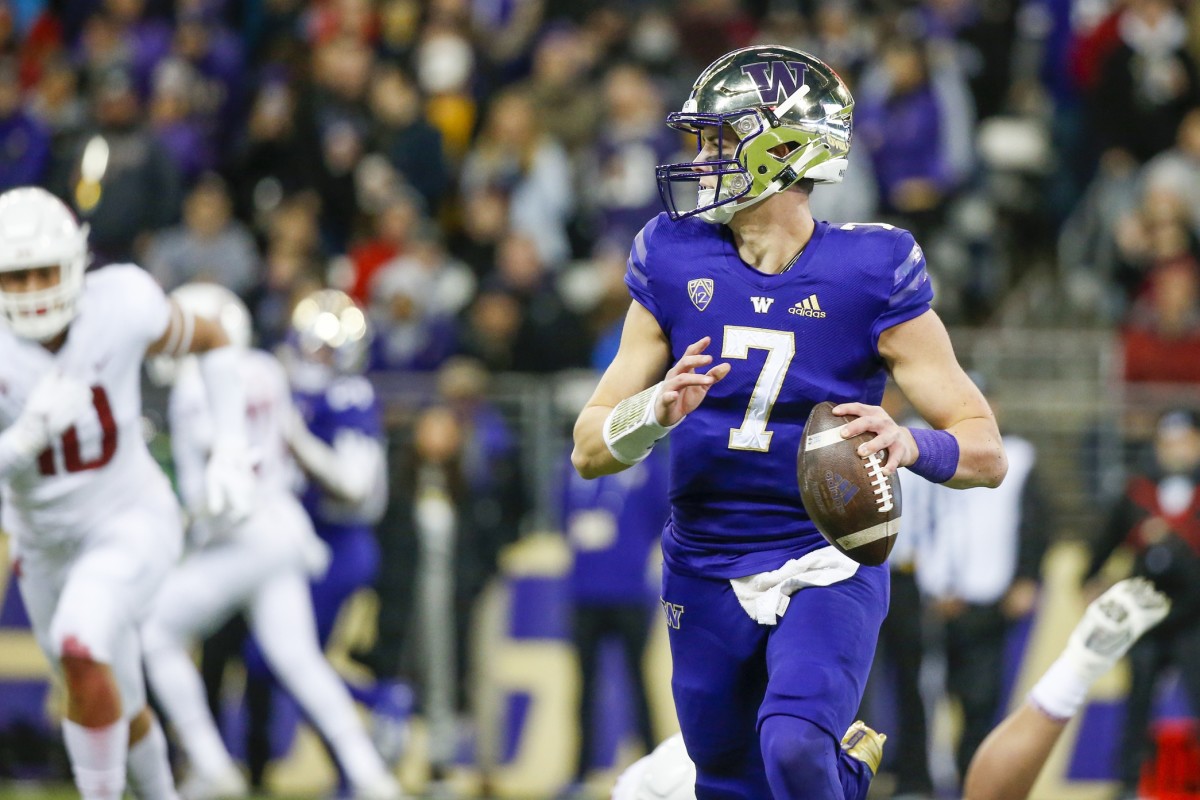 Sam Huard made his first UW start in the Apple Cup.