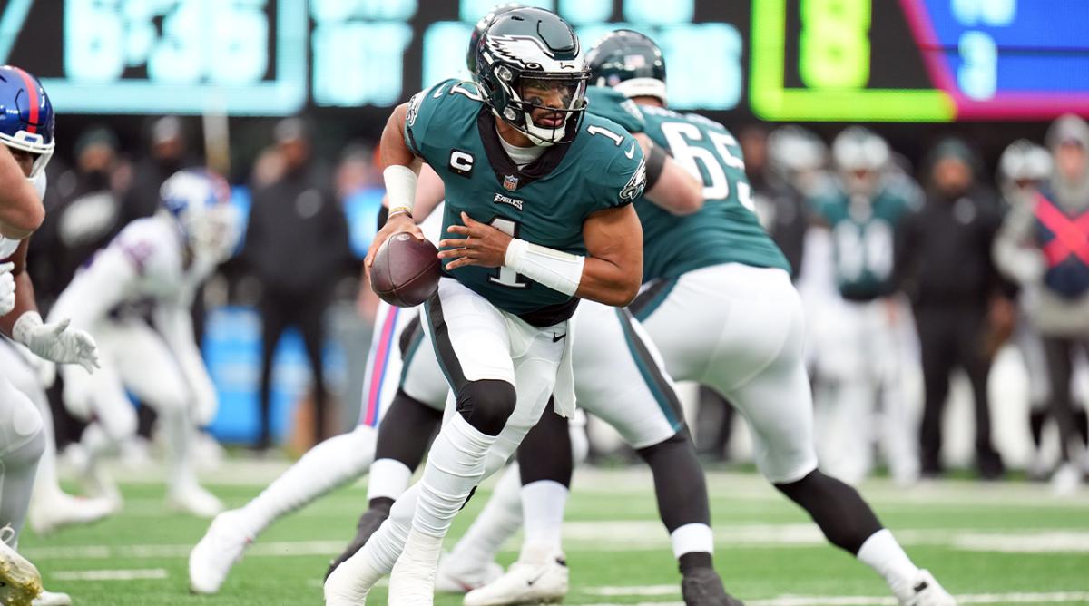 Philadelphia Eagles quarterback Jalen Hurts (1) in the first half. The Giants defeat the Eagles, 13-7, at MetLife Stadium on Sunday, Nov. 28, 2021, in East Rutherford.