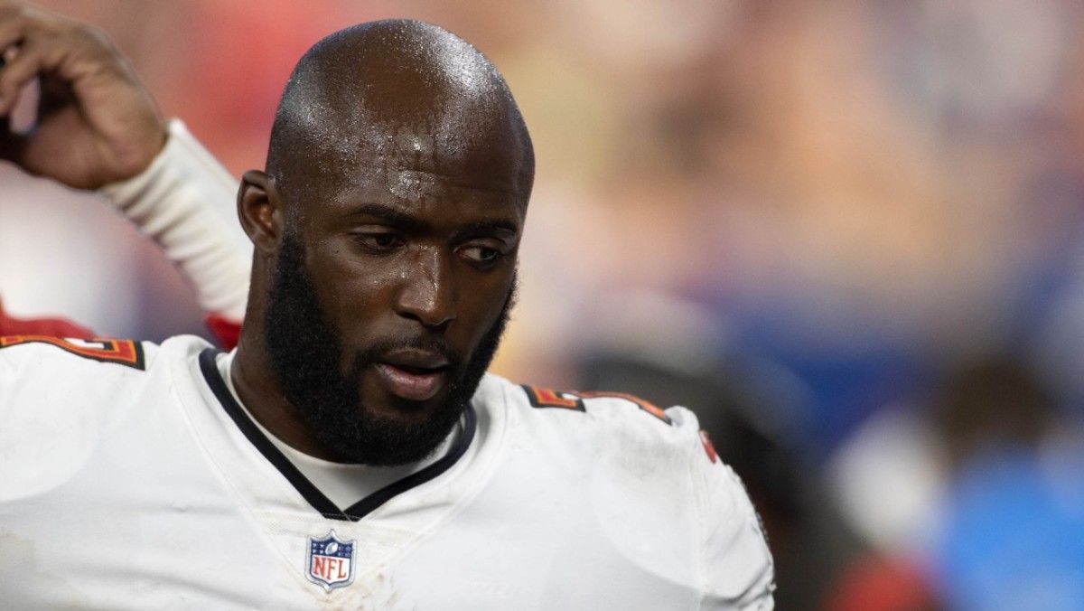 Tampa Bay Buccaneers RB Leonard Fournette Has Developed Into a Leader - Sports Illustrated Tampa Bay Buccaneers News, Analysis and More - Vimarsana News