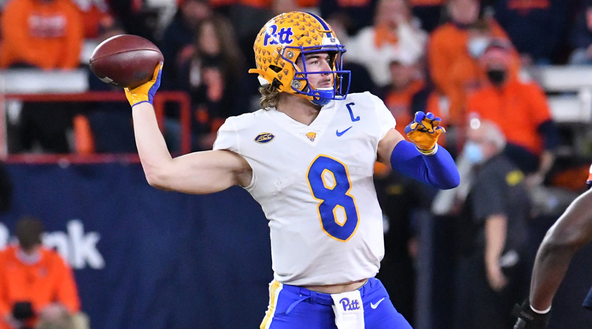 Pittsburgh Panthers quarterback Kenny Pickett throws a pass