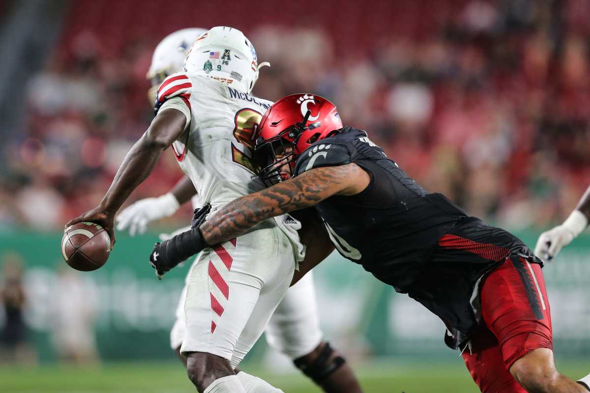 Zaven Collins LAUNCHED himself up NFL Draft rankings last year. Can Darrian Beavers be the next BIG NFL Draft riser? Read more to find out.