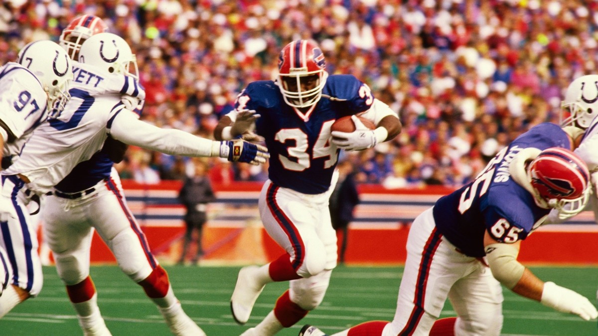 Andre Reed hopes the Bills can get a workhorse back like Thurman Thomas (34).