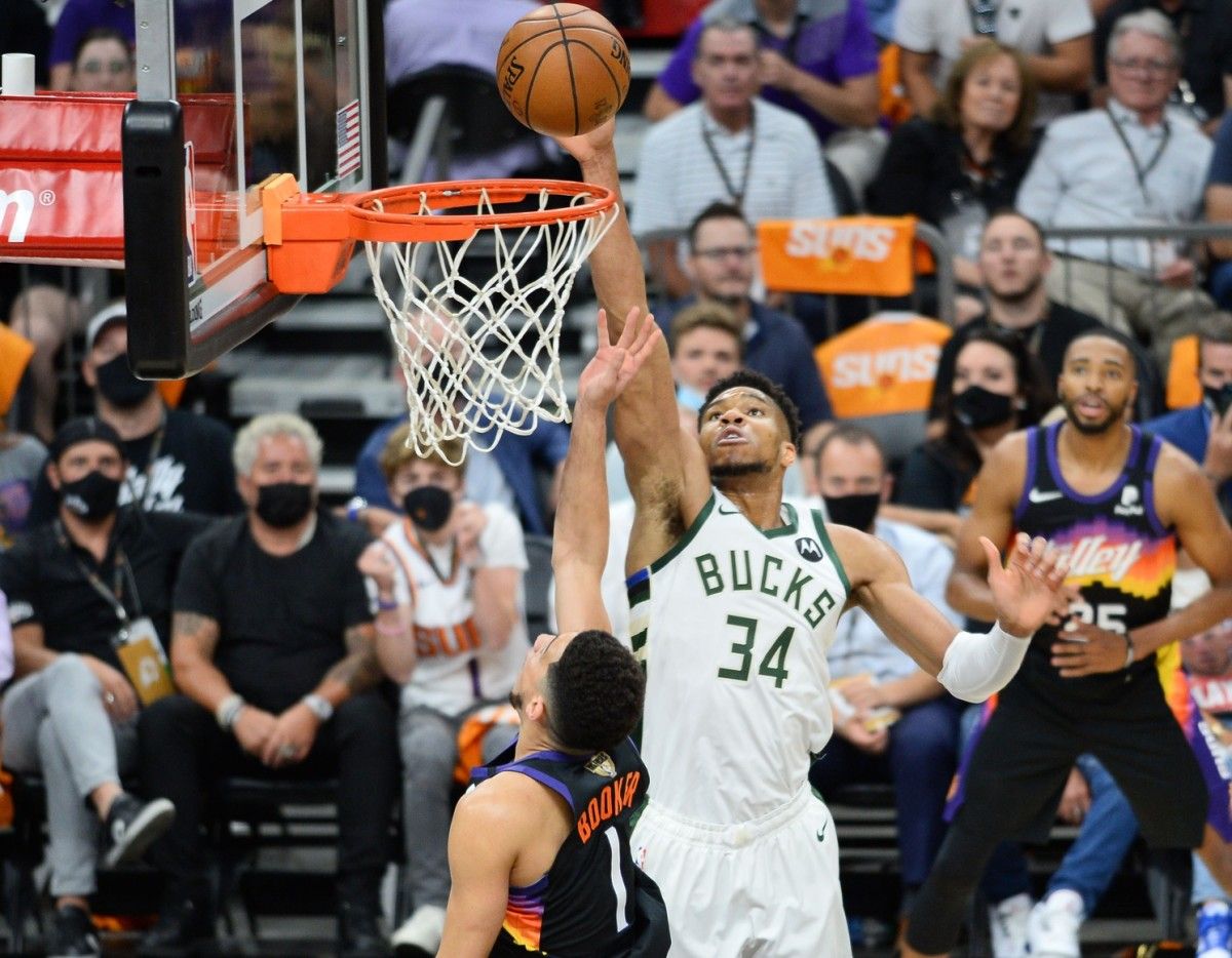 Giannis Antetokounmpo's Injury Status For Cavs-Bucks Game - Vimarsana News