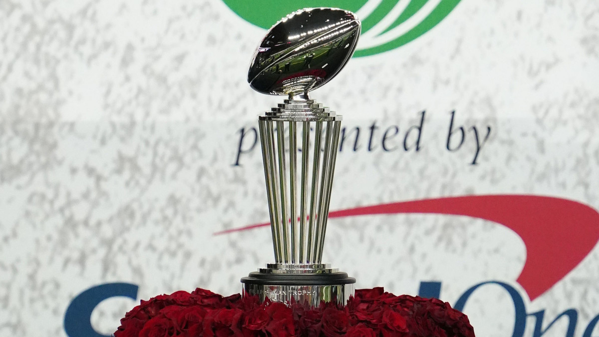 Michigan State Rose Bowl 2022 Trophy