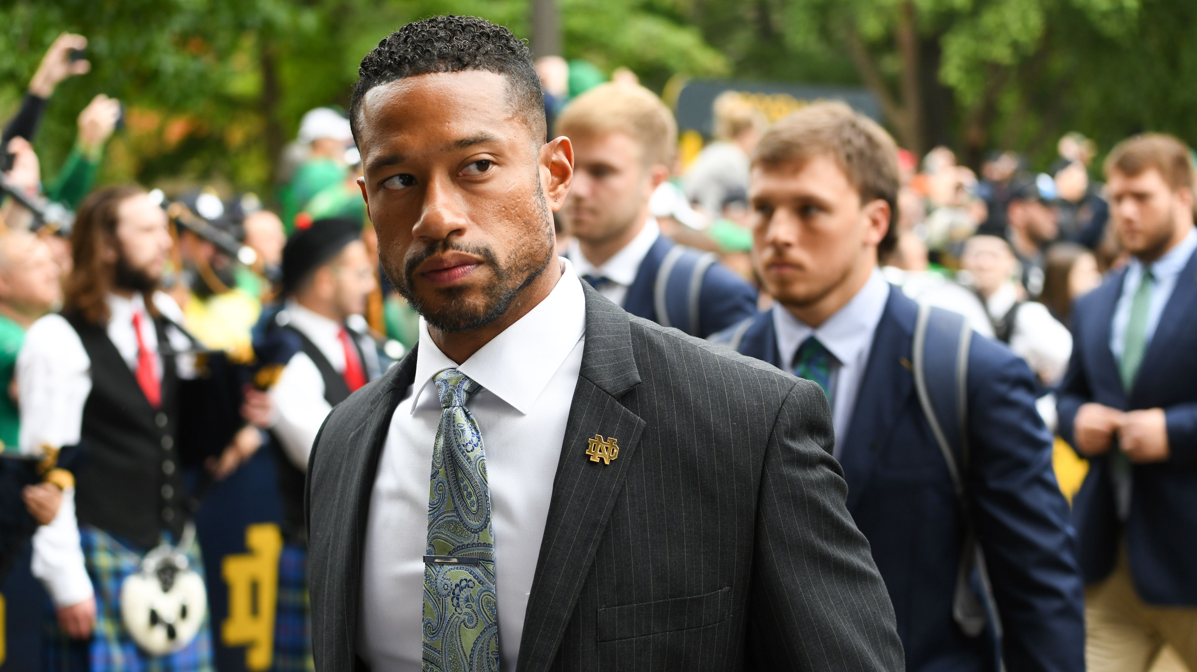 Notre Dame football: eight coaches reportedly staying with team - Vimarsana News