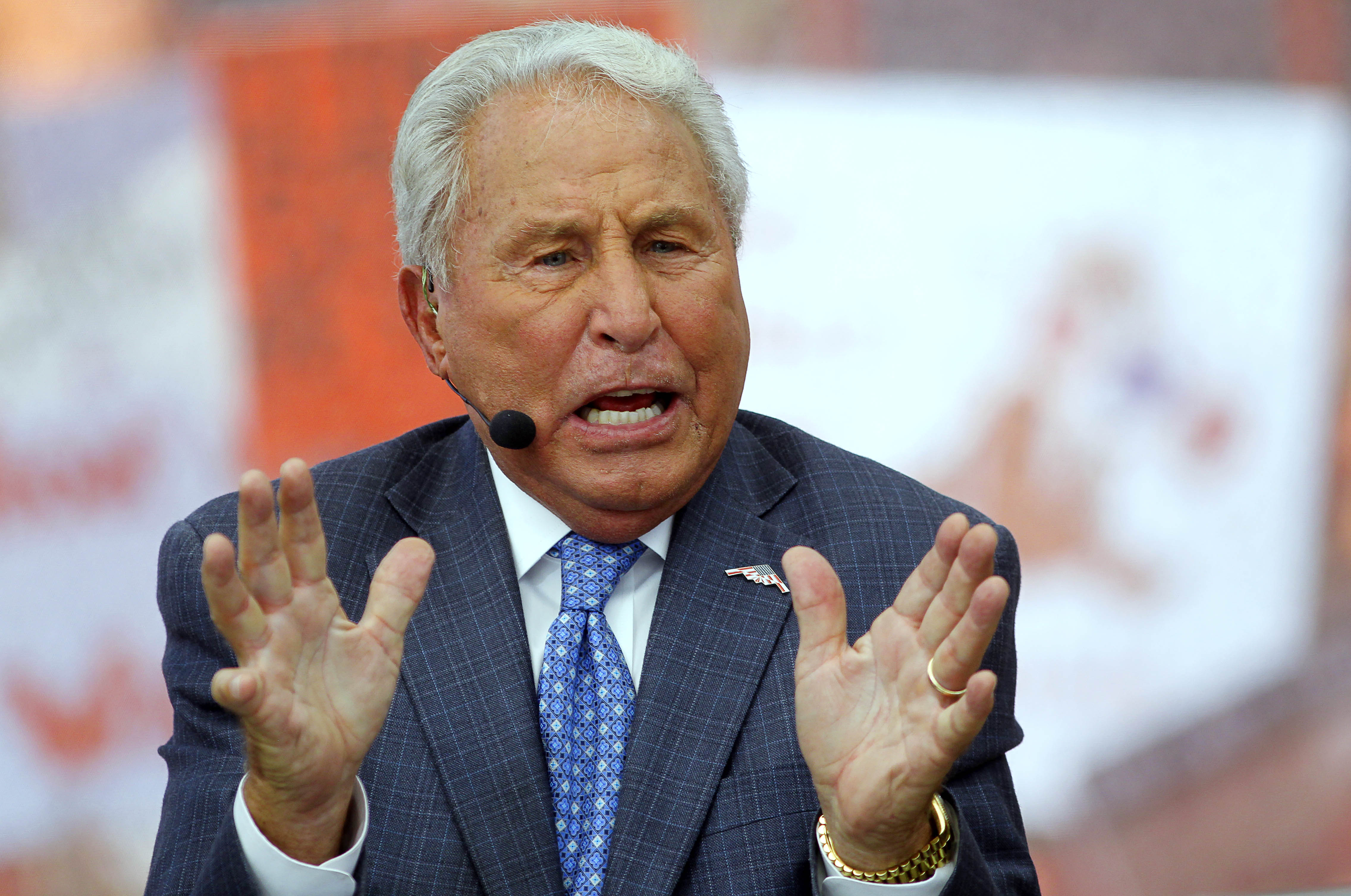 Lee Corso Makes Head Gear Pick for SEC Champioship Sports Illustrated