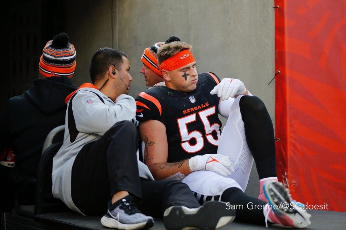 Cincinnati Bengals Star LB Logan Wilson Re-Injured Surgically Repaired Shoulder, Expected to Return This Season - Sports Illustrated Cincinnati Bengals News, Analysis and More - Vimarsana News