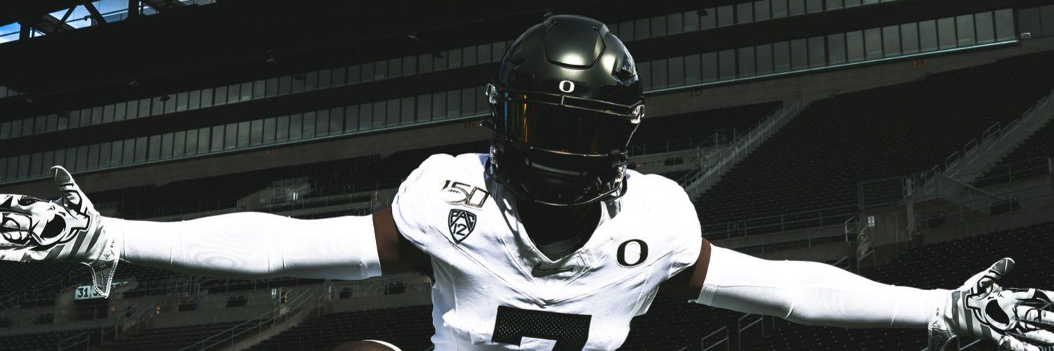 Huskies Offer Texas Safety Committed to Oregon - Vimarsana News
