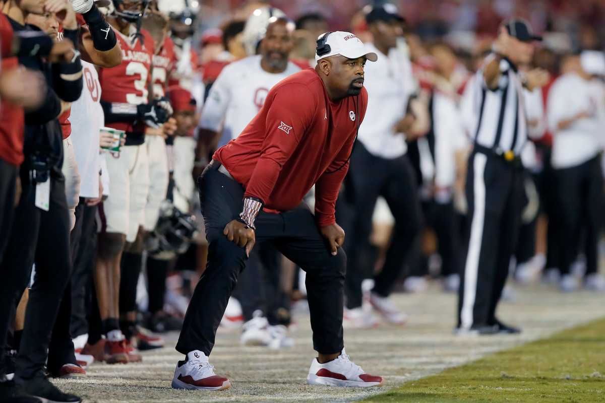 Report Oklahoma DL Coach Calvin Thibodeaux Heading to SMU Sports