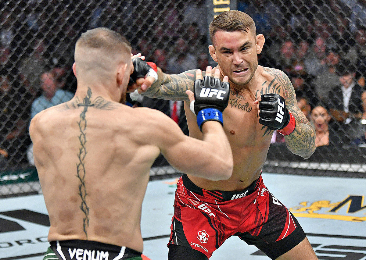 Poirier struck McGregor early and often at UFC 264 before taking the fight to the ground.