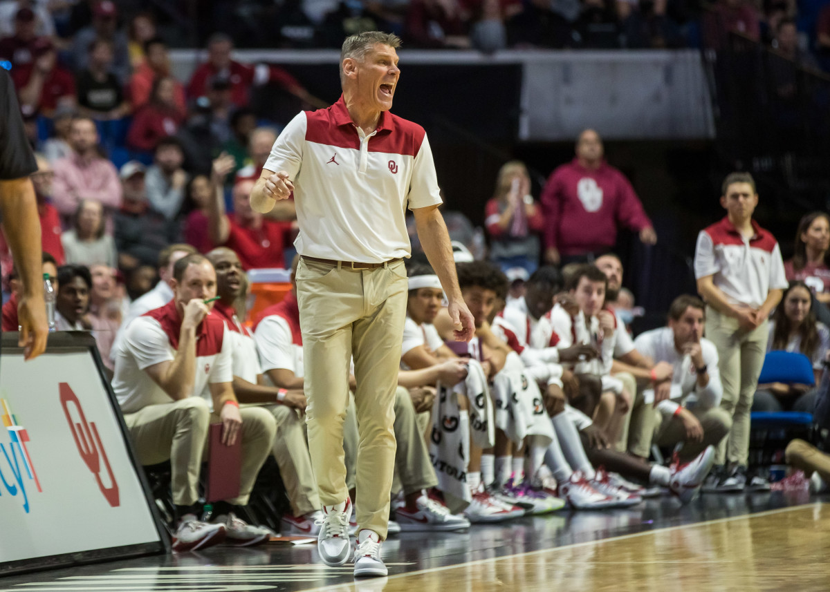 Porter Moser's Finally Getting Through to Oklahoma Sooners About Having