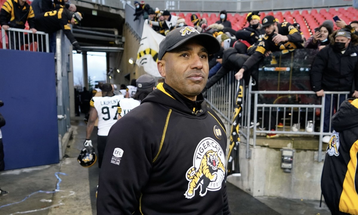 Orlondo Steinauer coached his Hamilton Tiger-Cats in the Grey Cup.