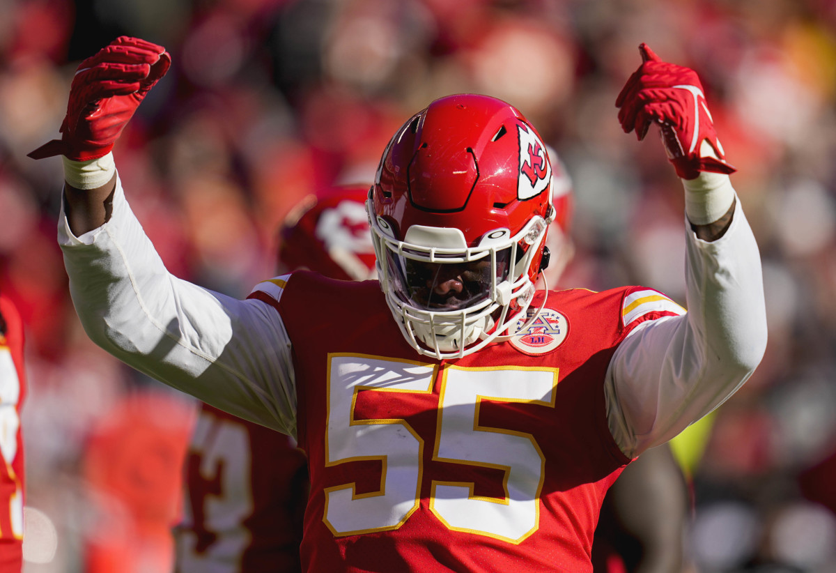 Dec 12, 2021; Kansas City, Missouri, USA; Kansas City Chiefs defensive end Frank Clark (55) rallies the crowd during the first quarter against the Las Vegas Raiders at GEHA Field at Arrowhead Stadium. Mandatory Credit: Jay Biggerstaff-USA TODAY Sports