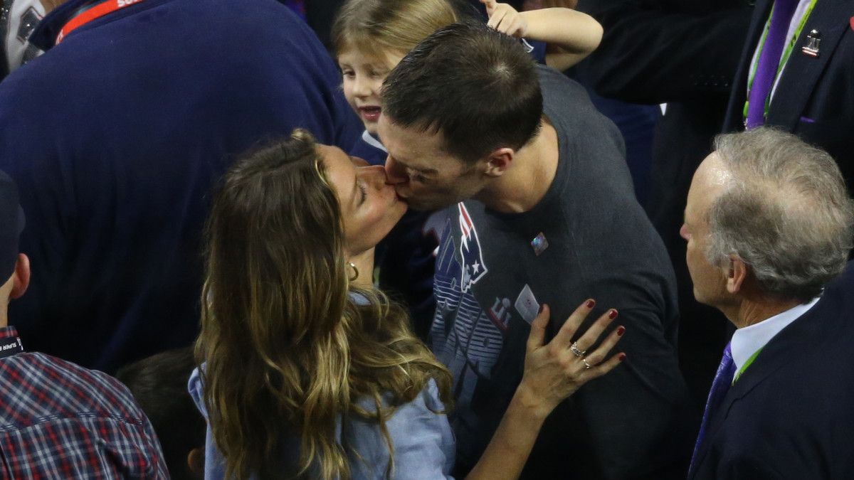 Tom Brady, Gisele Bündchen discuss 2002 Super Bowl controversy - Vimarsana News
