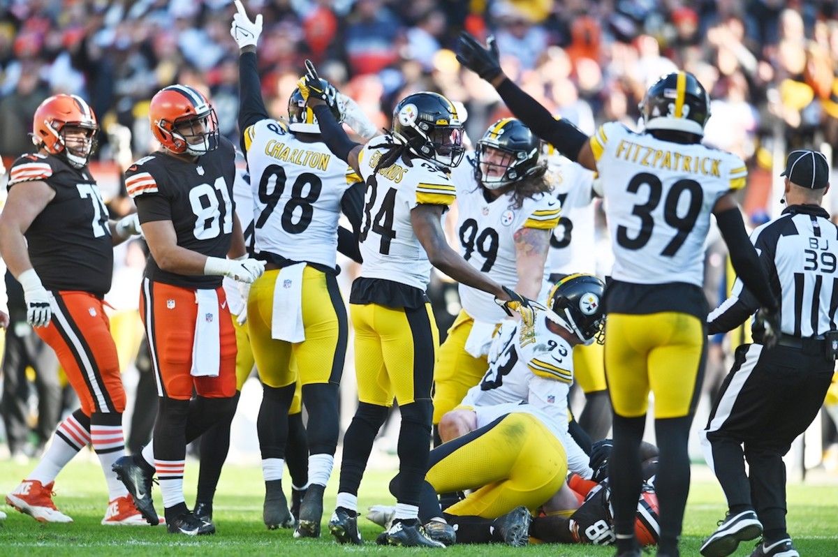 Beautiful Pittsburgh Steelers Lose Afc North Lead Again On Sunday Photo Concept Beautiful Pittsburgh Steelers Lose Afc North Lead Again On Sunday Photo Concept
