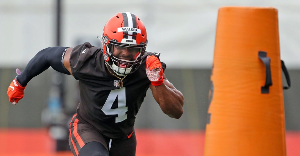 Anthony Walker Returns From COVID19 List, Browns Place Others on List