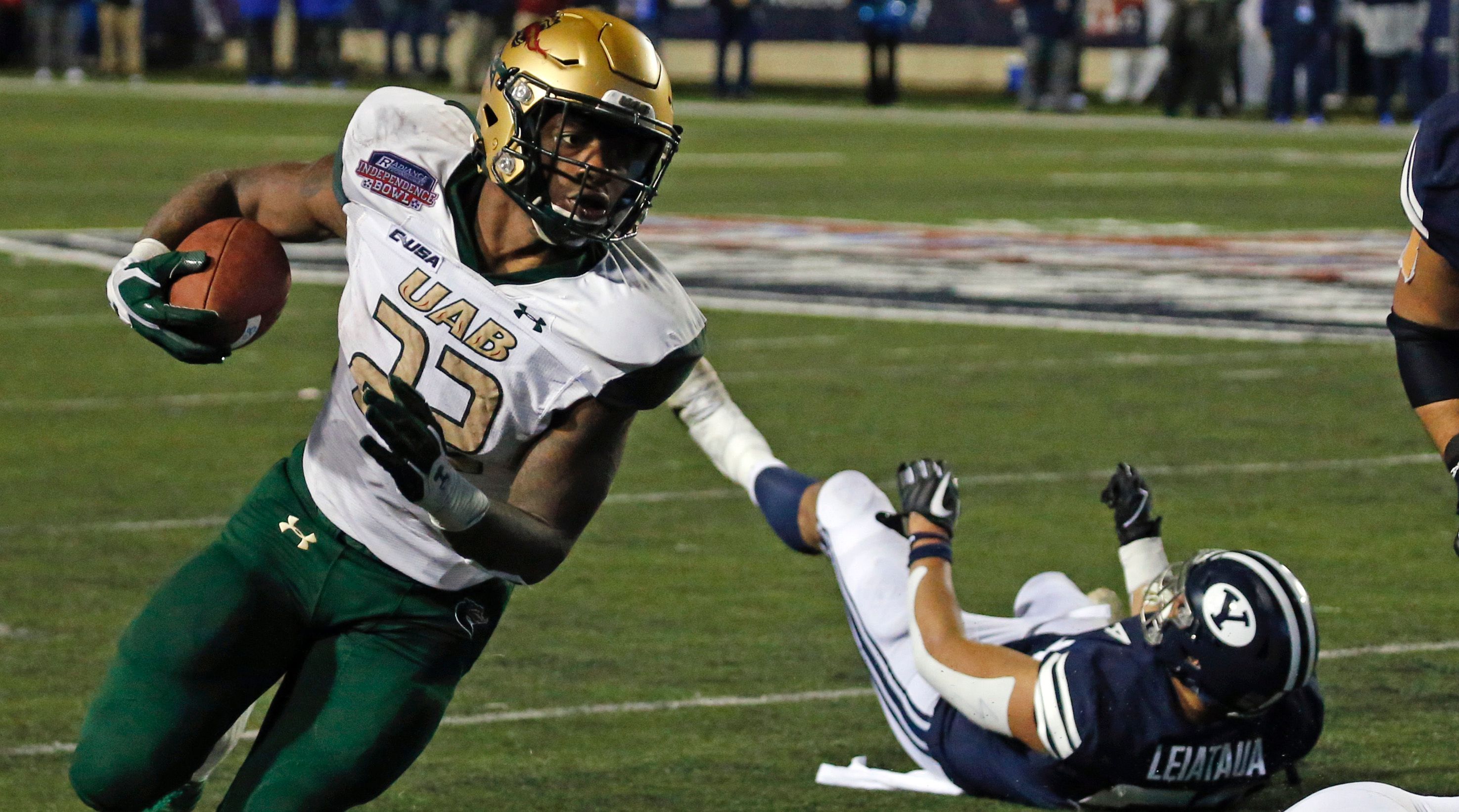 Independence Bowl: UAB beats No. 12 BYU for first big upset of bowl season - Vimarsana News