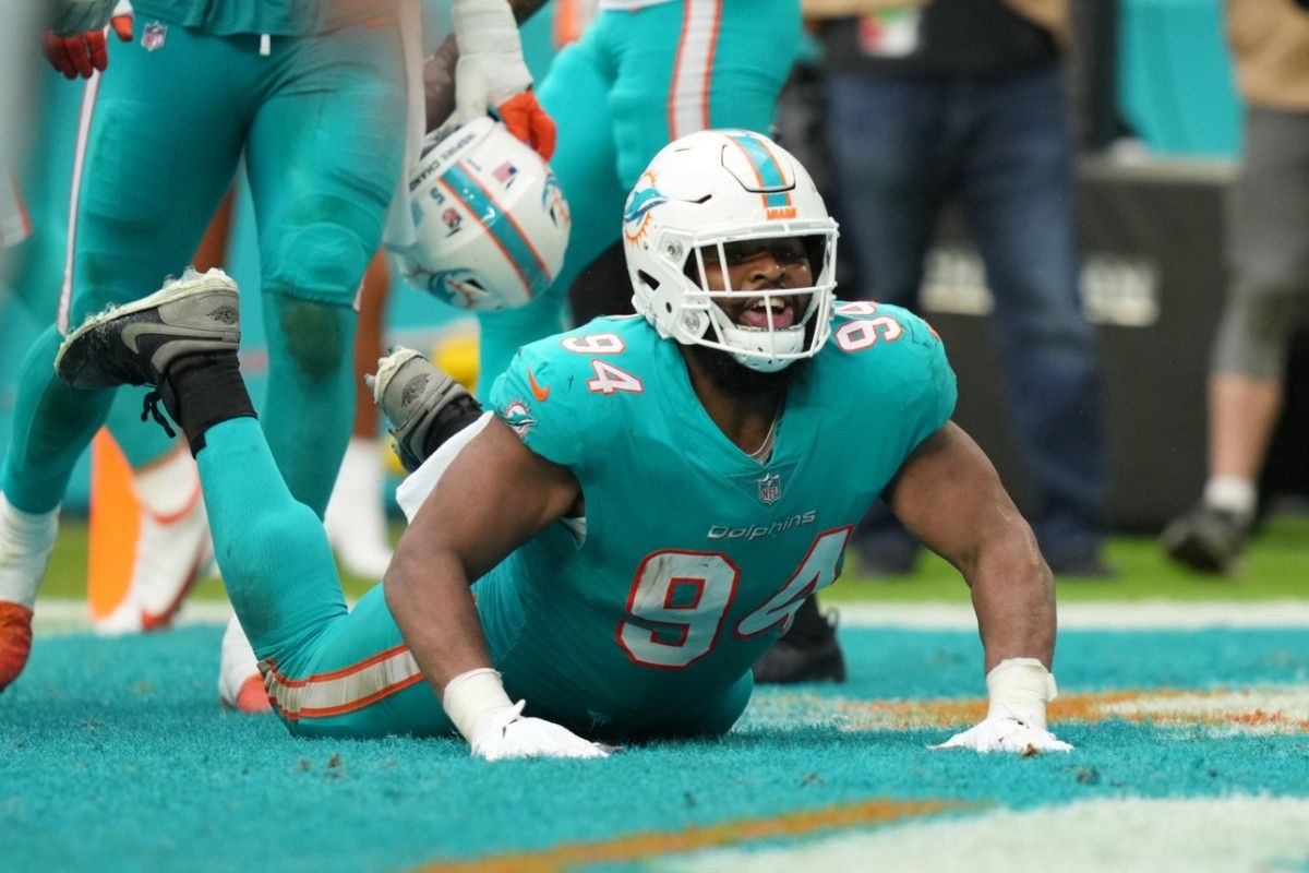 Former Clemson Tigers DL Christian Wilkins Scores Offensive TD for Dolphins, Celebrates - Sports Illustrated Clemson Tigers News, Analysis and More - Vimarsana News