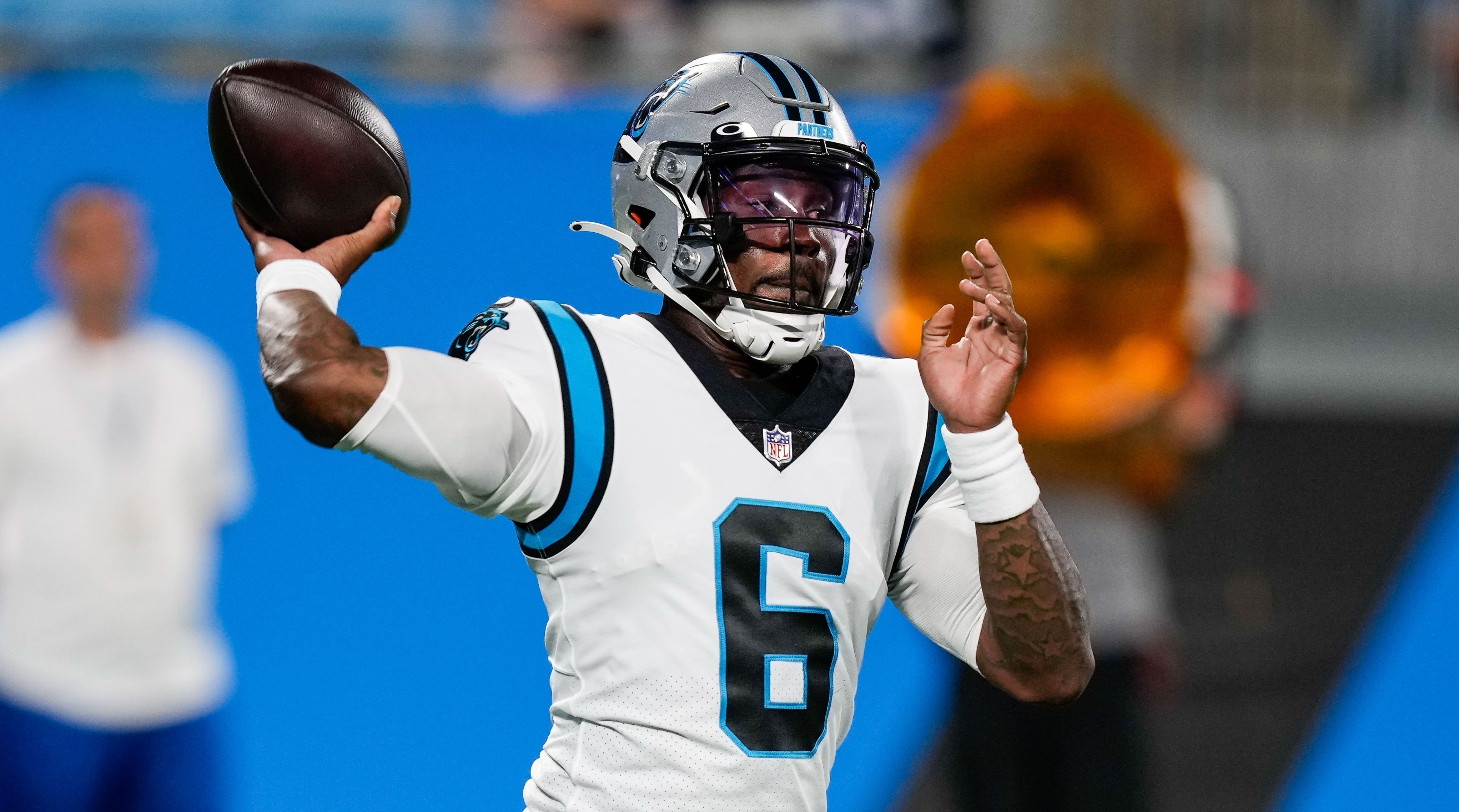 Panthers QB, WR attempt kicking in warmups with Zane Gonzalez out - Vimarsana News