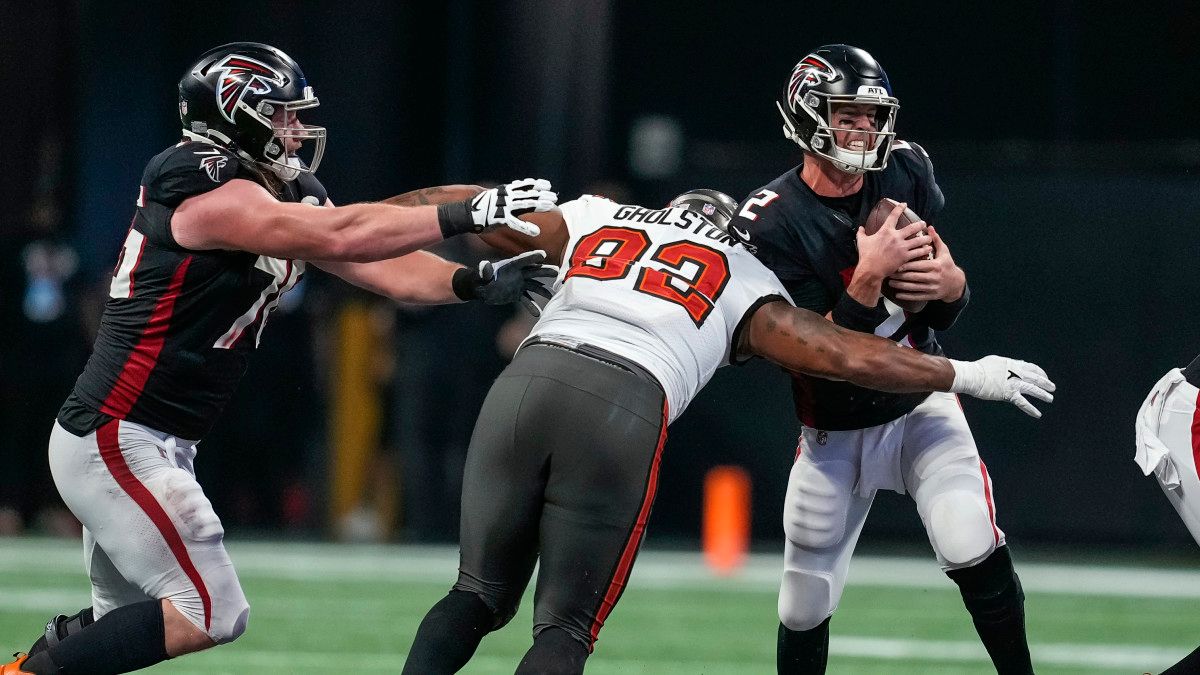 Kaleb McGary gives up Sack