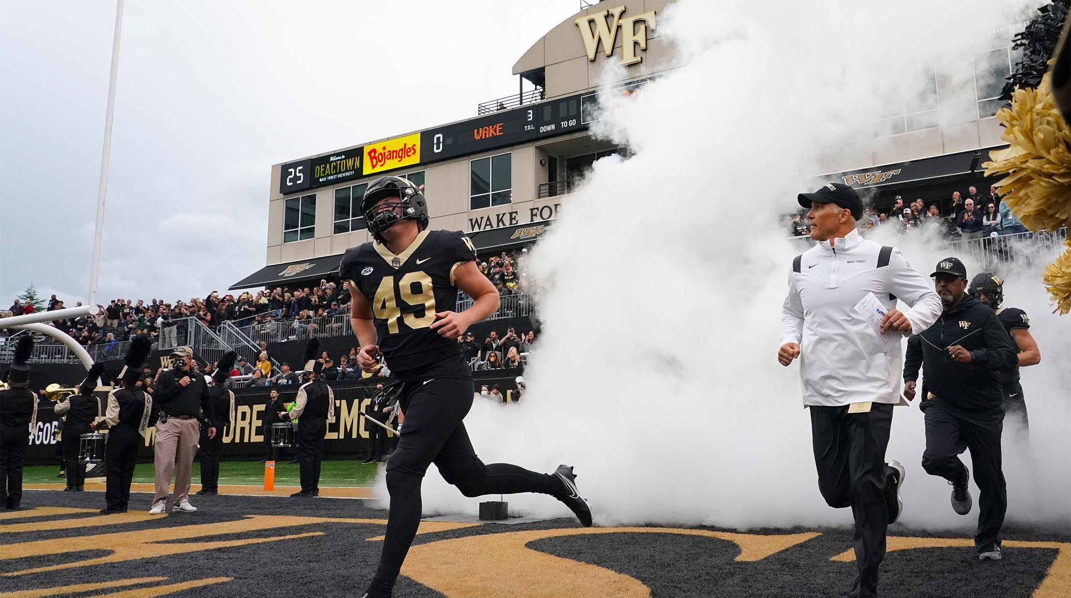 Wake Forest nearing bowl replacement after Texas A&M pulls due to COVID-19 - Vimarsana News