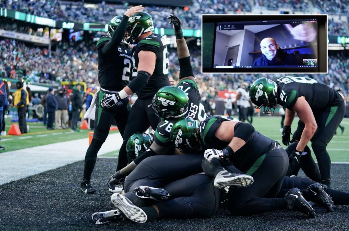 Jets Head Coach Robert Saleh Virtually Joins Victory Celebration From 