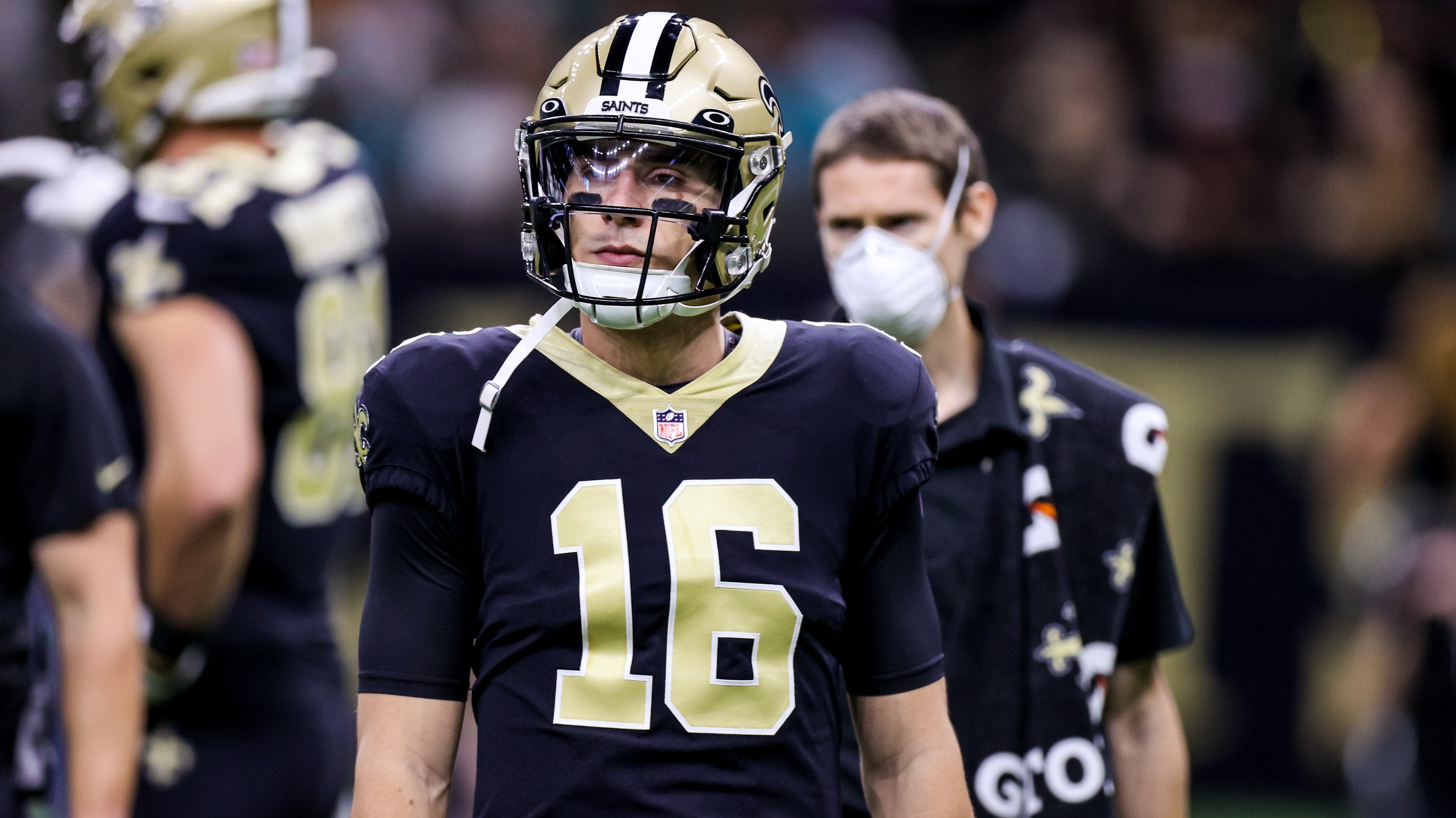 Ian Book loses in NFL debut, continuing dubious streak for former Notre