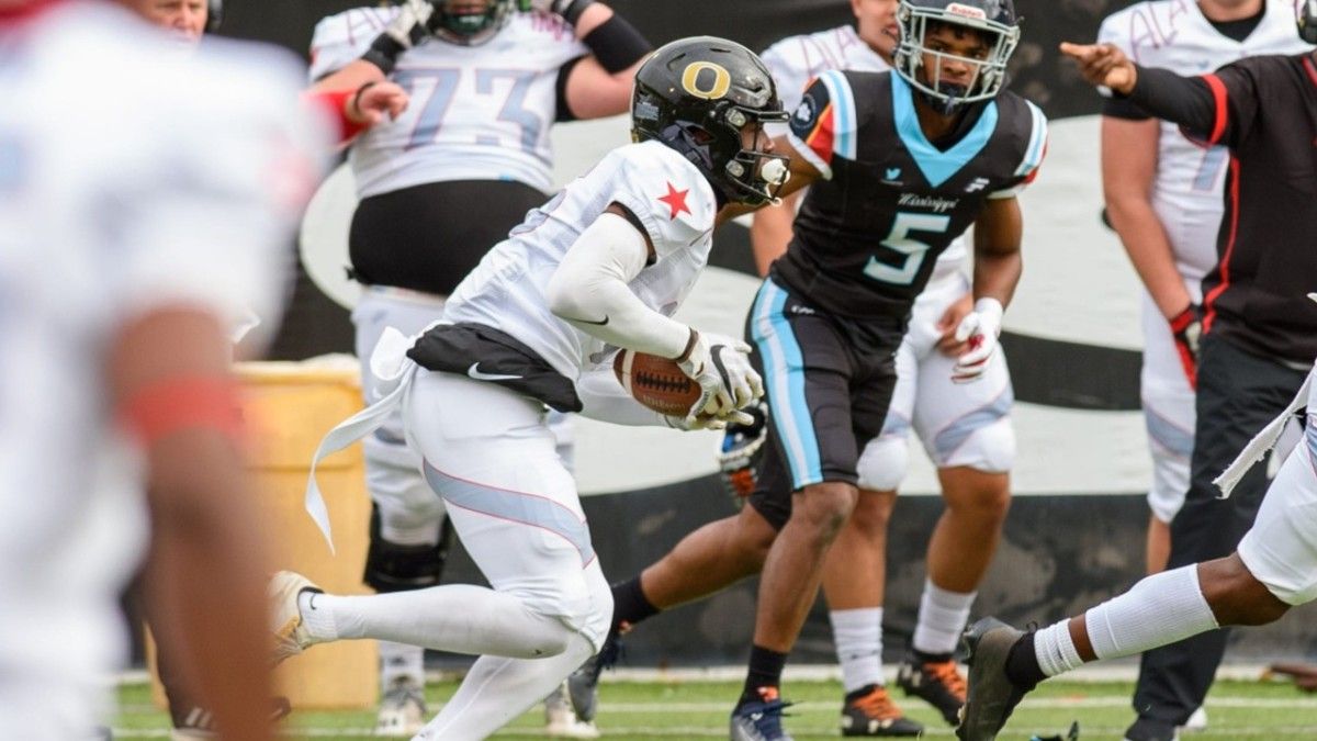 DB Miguel Mitchell Commits to the Florida Gators Over Tennessee - Vimarsana News